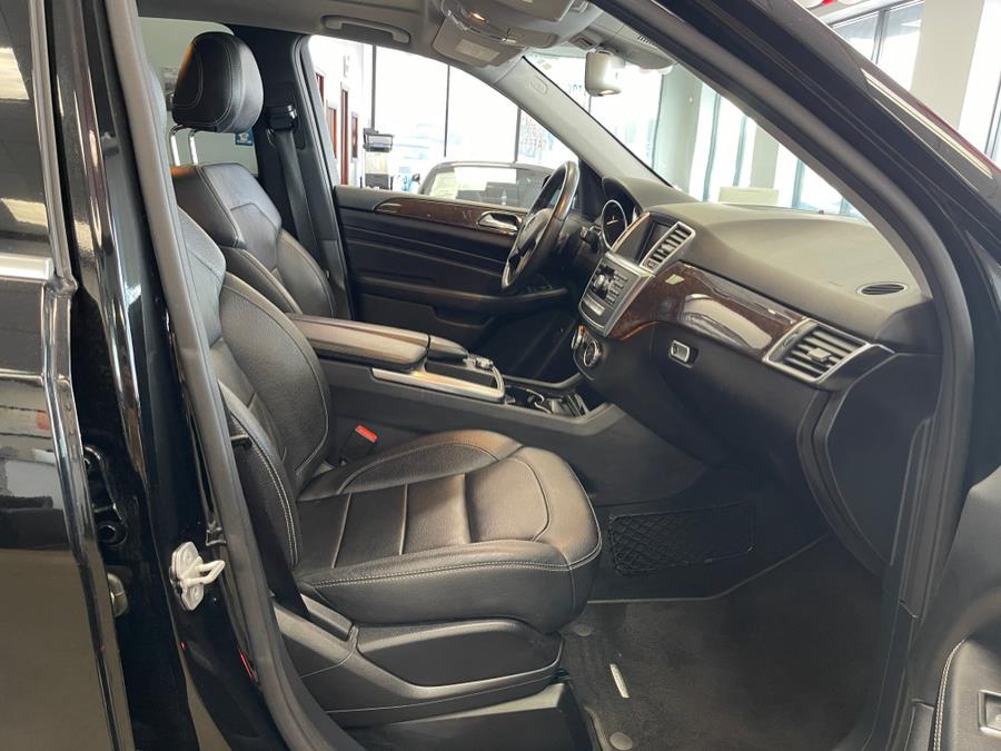 2013 Mercedes-Benz M-Class RWD 4dr ML 350, available for sale in Inwood, New York | 5 Towns Drive. Inwood, New York 2013 Mercedes-Benz M-Class RWD 4dr ML 350, available for sale in Inwood, New York | 5 Towns Drive. Inwood, New York