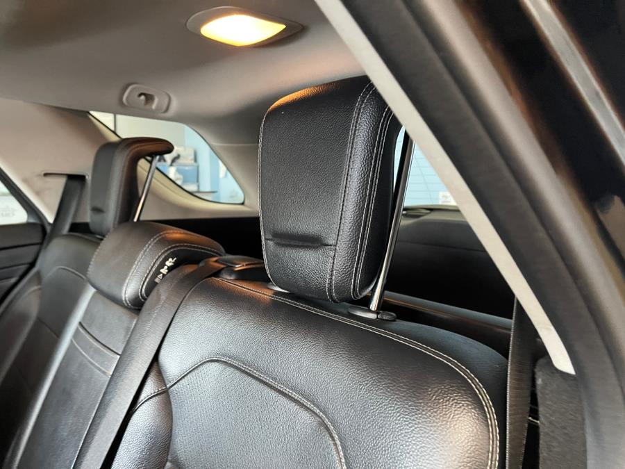 2013 Mercedes-Benz M-Class RWD 4dr ML 350, available for sale in Inwood, New York | 5 Towns Drive. Inwood, New York 2013 Mercedes-Benz M-Class RWD 4dr ML 350, available for sale in Inwood, New York | 5 Towns Drive. Inwood, New York