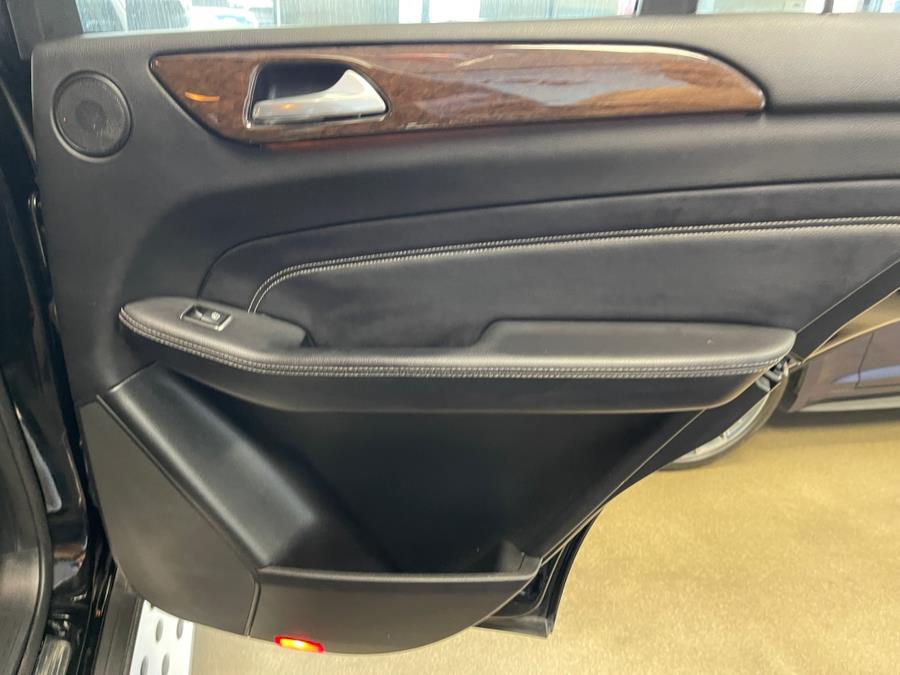 2013 Mercedes-Benz M-Class RWD 4dr ML 350, available for sale in Inwood, New York | 5 Towns Drive. Inwood, New York 2013 Mercedes-Benz M-Class RWD 4dr ML 350, available for sale in Inwood, New York | 5 Towns Drive. Inwood, New York