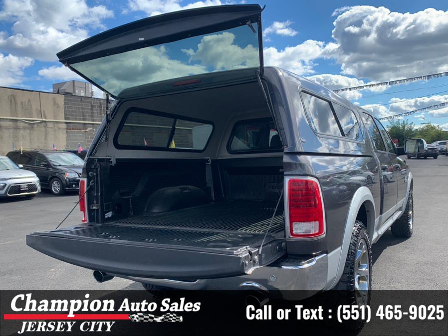 Used Ram 1500 Laramie 4x4 Crew Cab 6''4" Box 2017 | Champion Auto Sales of JC. Jersey City, New Jersey Used Ram 1500 Laramie 4x4 Crew Cab 6''4" Box 2017 | Champion Auto Sales of JC. Jersey City, New Jersey