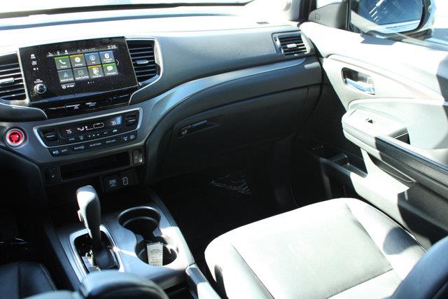 2020 Honda Pilot EX-L, available for sale in Elmont, New York | NY Luxury Motors. Elmont, New York 2020 Honda Pilot EX-L, available for sale in Elmont, New York | NY Luxury Motors. Elmont, New York