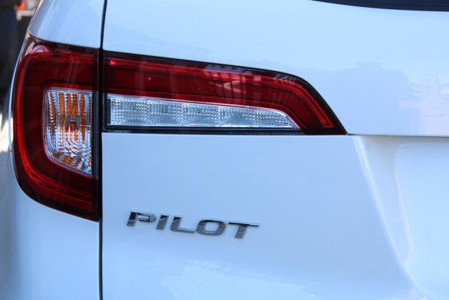2020 Honda Pilot EX-L, available for sale in Elmont, New York | NY Luxury Motors. Elmont, New York 2020 Honda Pilot EX-L, available for sale in Elmont, New York | NY Luxury Motors. Elmont, New York
