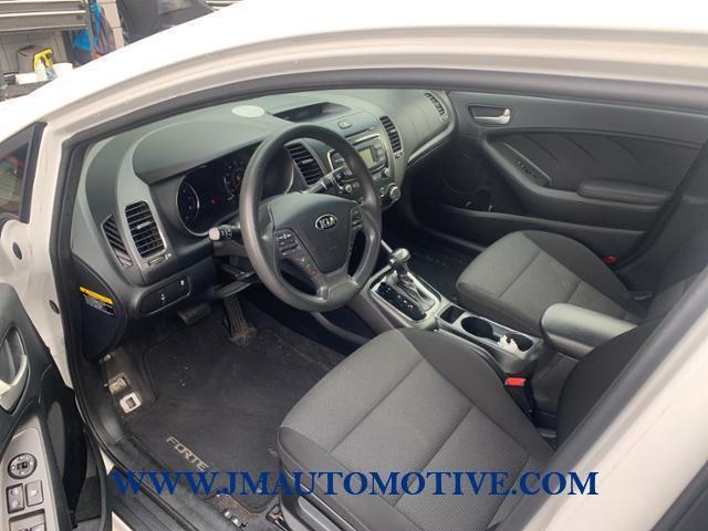 2018 Kia Forte LX Auto, available for sale in Naugatuck, Connecticut | J&M Automotive Sls&Svc LLC. Naugatuck, Connecticut 2018 Kia Forte LX Auto, available for sale in Naugatuck, Connecticut | J&M Automotive Sls&Svc LLC. Naugatuck, Connecticut