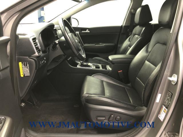 2017 Kia Sportage EX AWD, available for sale in Naugatuck, Connecticut | J&M Automotive Sls&Svc LLC. Naugatuck, Connecticut 2017 Kia Sportage EX AWD, available for sale in Naugatuck, Connecticut | J&M Automotive Sls&Svc LLC. Naugatuck, Connecticut