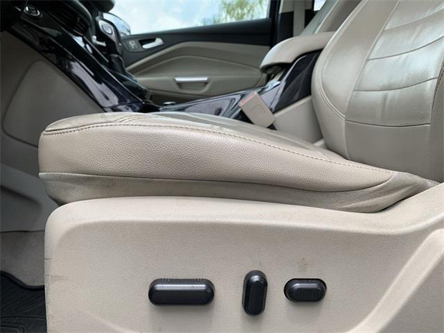 2014 Ford Escape Titanium, available for sale in Stratford, Connecticut | Wiz Leasing Inc. Stratford, Connecticut 2014 Ford Escape Titanium, available for sale in Stratford, Connecticut | Wiz Leasing Inc. Stratford, Connecticut