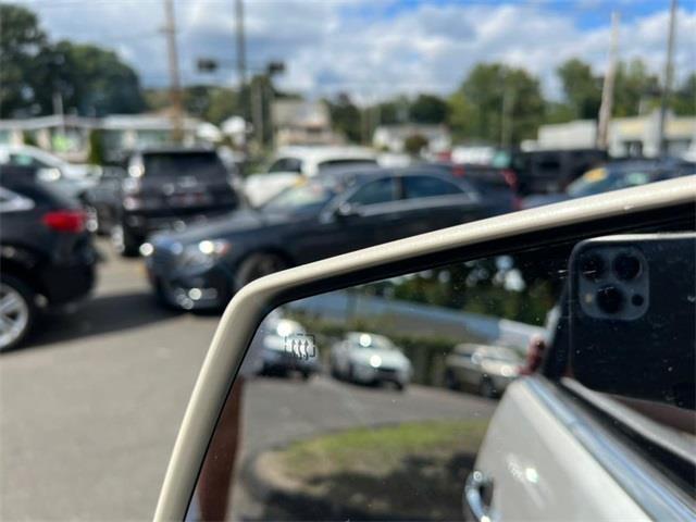 2015 Chevrolet Traverse LT, available for sale in Stratford, Connecticut | Wiz Leasing Inc. Stratford, Connecticut 2015 Chevrolet Traverse LT, available for sale in Stratford, Connecticut | Wiz Leasing Inc. Stratford, Connecticut
