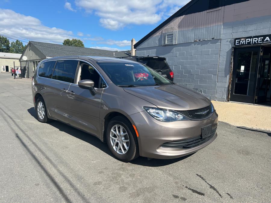 2017 Chrysler Pacifica Touring FWD, available for sale in S.Windsor, Connecticut | Empire Auto Wholesalers. S.Windsor, Connecticut