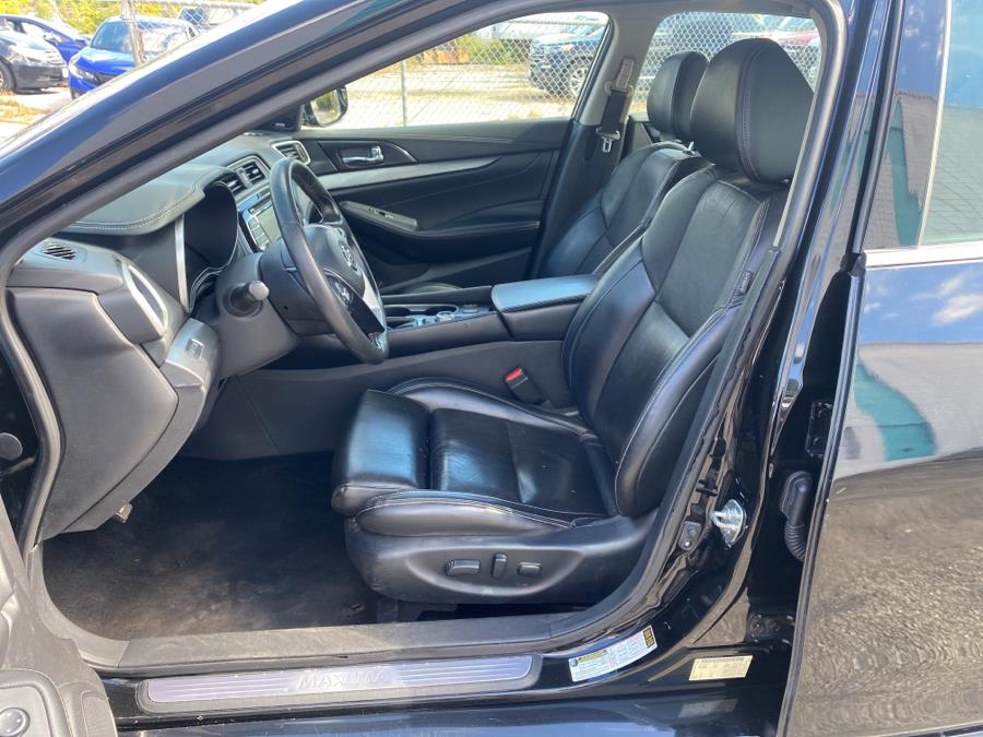 2017 Nissan Maxima SR 3.5L, available for sale in Milford, Connecticut | Dealertown Auto Wholesalers. Milford, Connecticut 2017 Nissan Maxima SR 3.5L, available for sale in Milford, Connecticut | Dealertown Auto Wholesalers. Milford, Connecticut