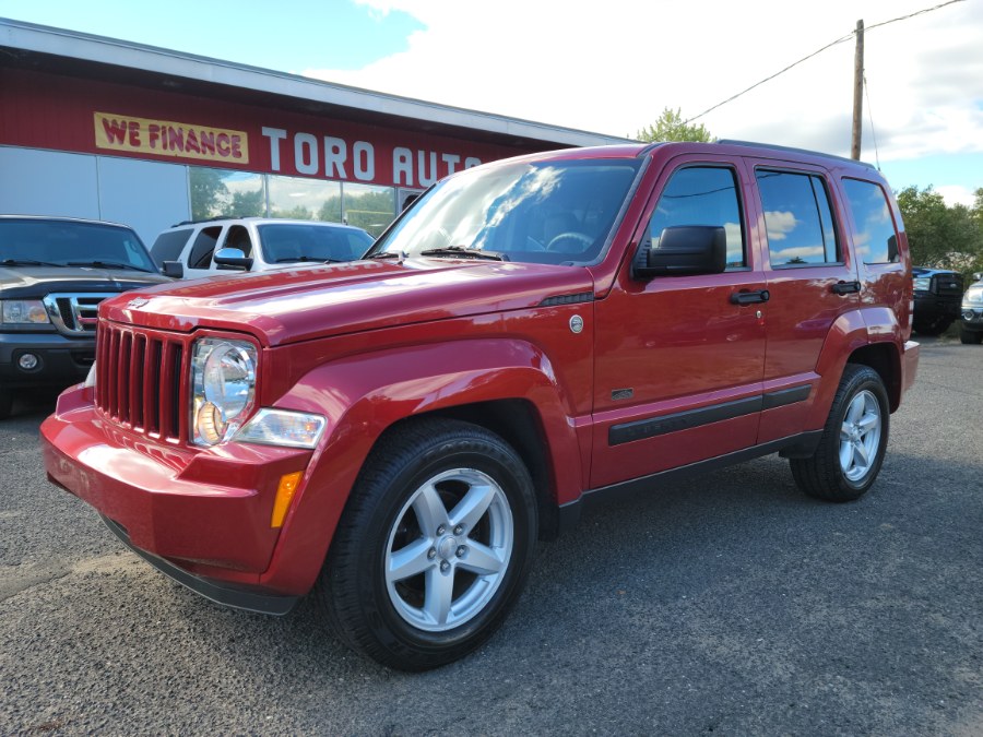 2009 Jeep Liberty 4WD 4dr Sport, available for sale in East Windsor, Connecticut | Toro Auto. East Windsor, Connecticut