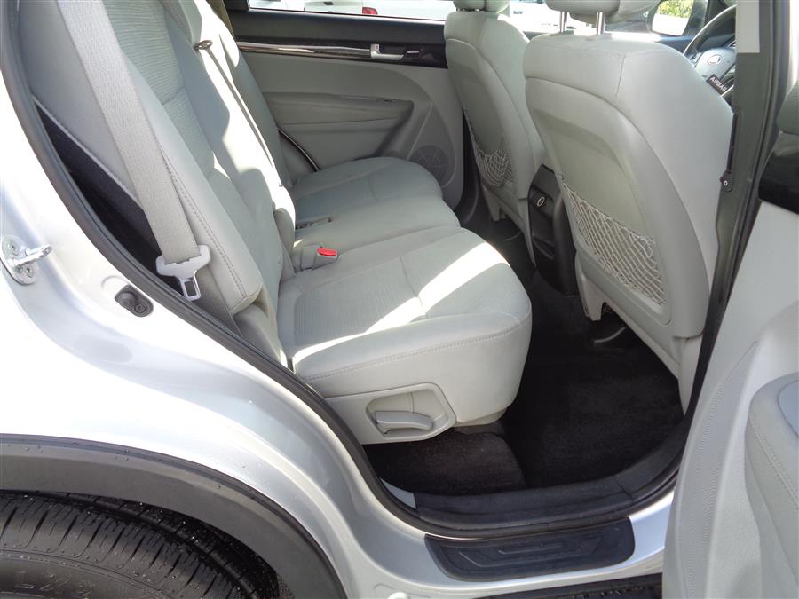2015 Kia Sorento AWD 4dr I4 LX, available for sale in Southwick, Massachusetts | Country Auto Sales. Southwick, Massachusetts 2015 Kia Sorento AWD 4dr I4 LX, available for sale in Southwick, Massachusetts | Country Auto Sales. Southwick, Massachusetts