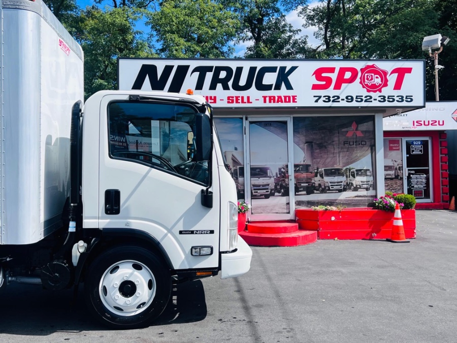 2016 Isuzu NRR DSL REG AT 16 FEET DRY BOX + SIDE DOOR + 19500LB GVW + NO CDL, available for sale in South Amboy, New Jersey | NJ Truck Spot. South Amboy, New Jersey 2016 Isuzu NRR DSL REG AT 16 FEET DRY BOX + SIDE DOOR + 19500LB GVW + NO CDL, available for sale in South Amboy, New Jersey | NJ Truck Spot. South Amboy, New Jersey