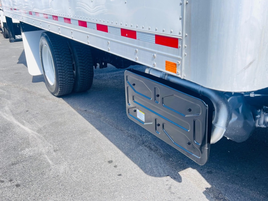 2016 Isuzu NRR DSL REG AT 16 FEET DRY BOX + SIDE DOOR + 19500LB GVW + NO CDL, available for sale in South Amboy, New Jersey | NJ Truck Spot. South Amboy, New Jersey 2016 Isuzu NRR DSL REG AT 16 FEET DRY BOX + SIDE DOOR + 19500LB GVW + NO CDL, available for sale in South Amboy, New Jersey | NJ Truck Spot. South Amboy, New Jersey