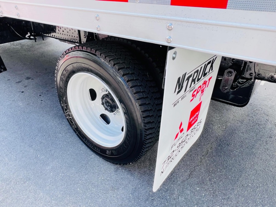 2016 Isuzu NRR DSL REG AT 16 FEET DRY BOX + SIDE DOOR + 19500LB GVW + NO CDL, available for sale in South Amboy, New Jersey | NJ Truck Spot. South Amboy, New Jersey 2016 Isuzu NRR DSL REG AT 16 FEET DRY BOX + SIDE DOOR + 19500LB GVW + NO CDL, available for sale in South Amboy, New Jersey | NJ Truck Spot. South Amboy, New Jersey
