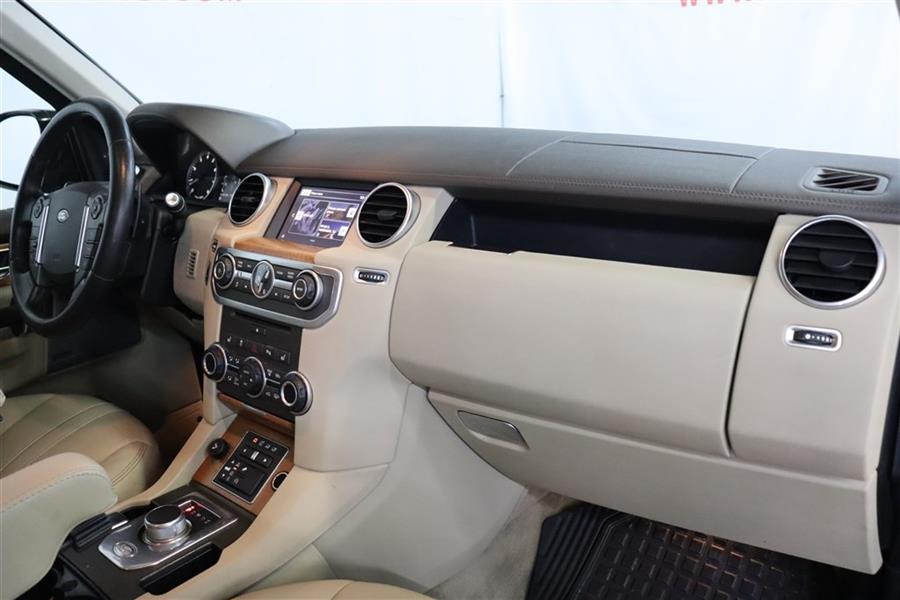 2016 Land Rover Lr4 HSE, available for sale in Paterson, New Jersey | Fast Track Motors. Paterson, New Jersey 2016 Land Rover Lr4 HSE, available for sale in Paterson, New Jersey | Fast Track Motors. Paterson, New Jersey