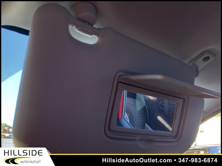 Used Nissan Rogue Sport S 2017 | Hillside Auto Outlet. Jamaica, New York Used Nissan Rogue Sport S 2017 | Hillside Auto Outlet. Jamaica, New York