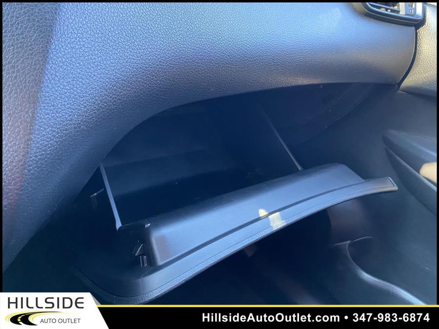 Used Nissan Rogue Sport S 2017 | Hillside Auto Outlet. Jamaica, New York Used Nissan Rogue Sport S 2017 | Hillside Auto Outlet. Jamaica, New York