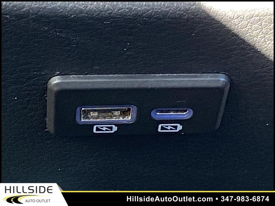 Used Nissan Sentra SV 2019 | Hillside Auto Outlet. Jamaica, New York Used Nissan Sentra SV 2019 | Hillside Auto Outlet. Jamaica, New York