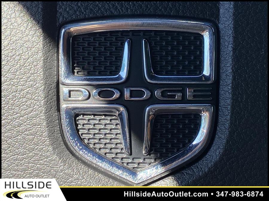Used Dodge Challenger R/T 2012 | Hillside Auto Outlet. Jamaica, New York Used Dodge Challenger R/T 2012 | Hillside Auto Outlet. Jamaica, New York