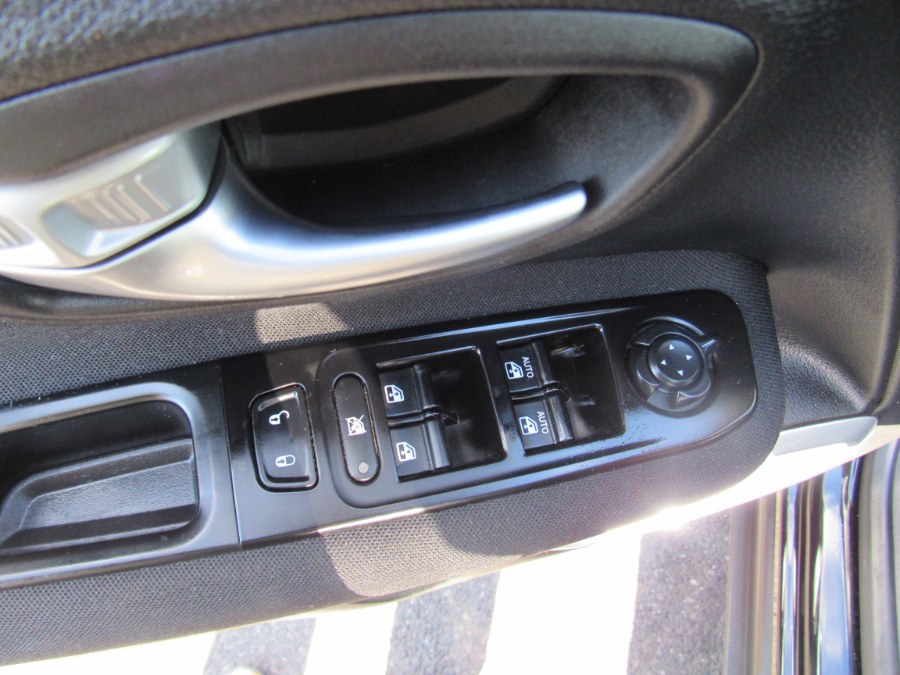 Used Jeep Renegade Altitude FWD 2020 | NJ Used Cars Center. Irvington, New Jersey Used Jeep Renegade Altitude FWD 2020 | NJ Used Cars Center. Irvington, New Jersey