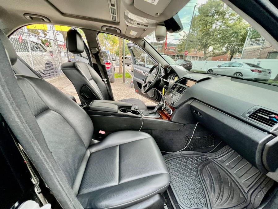 Used Mercedes-Benz C-Class 4dr Sdn 3.0L Luxury 4MATIC 2009 | Advanced Auto Mall. Bronx, New York Used Mercedes-Benz C-Class 4dr Sdn 3.0L Luxury 4MATIC 2009 | Advanced Auto Mall. Bronx, New York