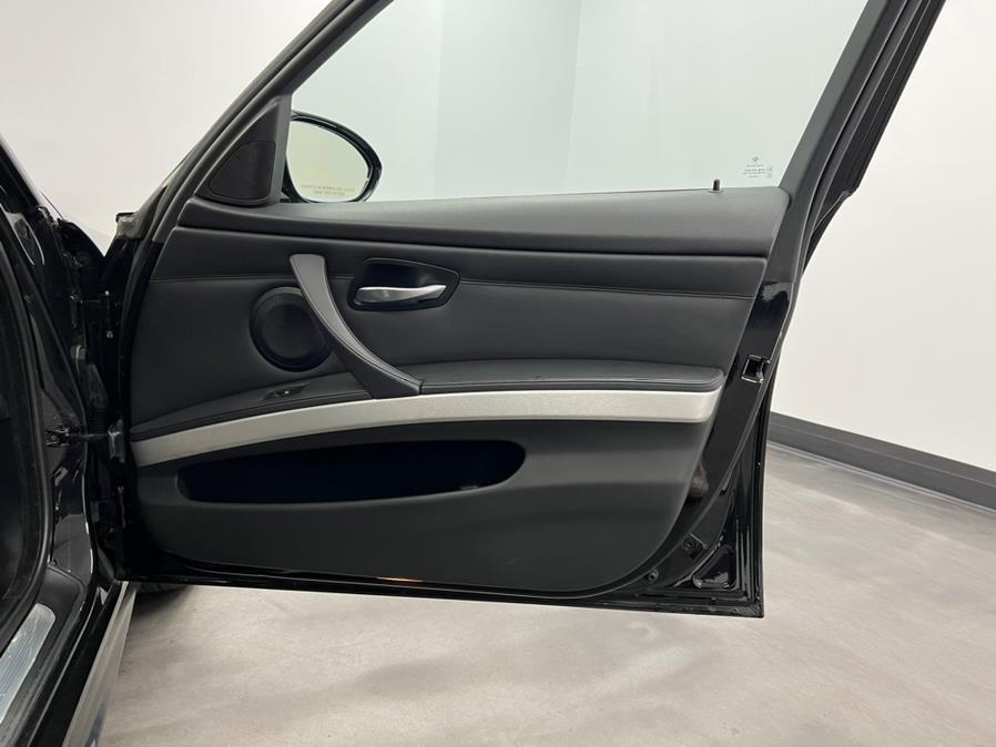 Used BMW M3 4dr Sdn 2010 | M Auto Group. Elizabeth, New Jersey Used BMW M3 4dr Sdn 2010 | M Auto Group. Elizabeth, New Jersey