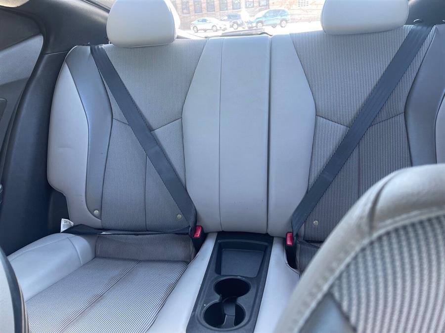 2013 Hyundai Veloster Base 3dr Coupe DCT, available for sale in Roslyn Heights, New York | Mekawy Auto Sales Inc. Roslyn Heights, New York 2013 Hyundai Veloster Base 3dr Coupe DCT, available for sale in Roslyn Heights, New York | Mekawy Auto Sales Inc. Roslyn Heights, New York