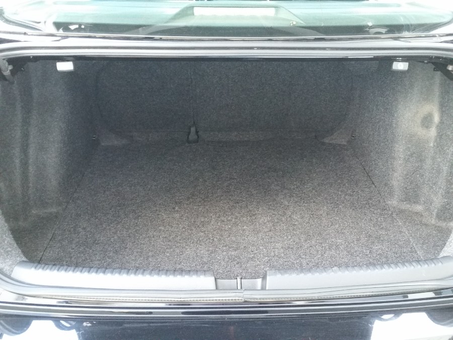 2015 Volkswagen Jetta Sedan 4dr Auto 2.0L S, available for sale in Berlin, Connecticut | Action Automotive. Berlin, Connecticut 2015 Volkswagen Jetta Sedan 4dr Auto 2.0L S, available for sale in Berlin, Connecticut | Action Automotive. Berlin, Connecticut