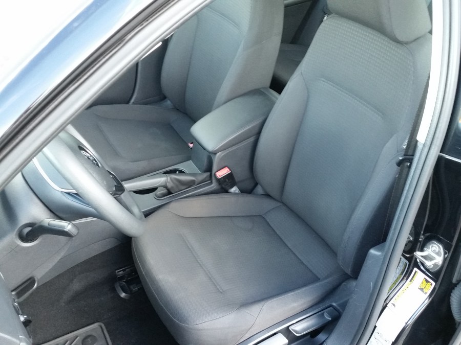 2015 Volkswagen Jetta Sedan 4dr Auto 2.0L S, available for sale in Berlin, Connecticut | Action Automotive. Berlin, Connecticut 2015 Volkswagen Jetta Sedan 4dr Auto 2.0L S, available for sale in Berlin, Connecticut | Action Automotive. Berlin, Connecticut