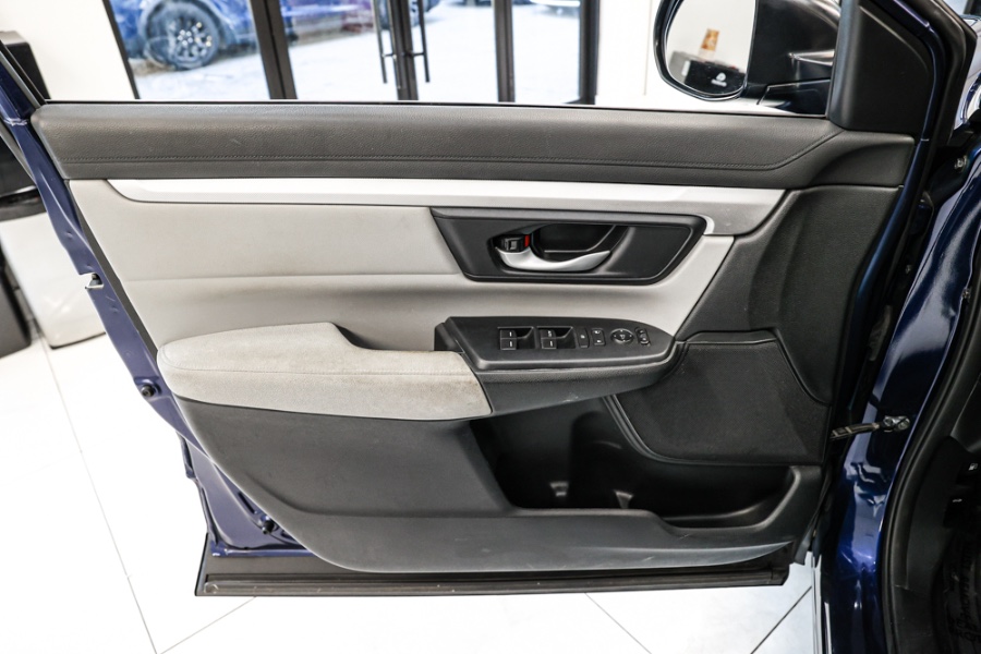 2018 Honda CR-V LX AWD, available for sale in ELMONT, New York | 26 Motors Long Island. ELMONT, New York 2018 Honda CR-V LX AWD, available for sale in ELMONT, New York | 26 Motors Long Island. ELMONT, New York
