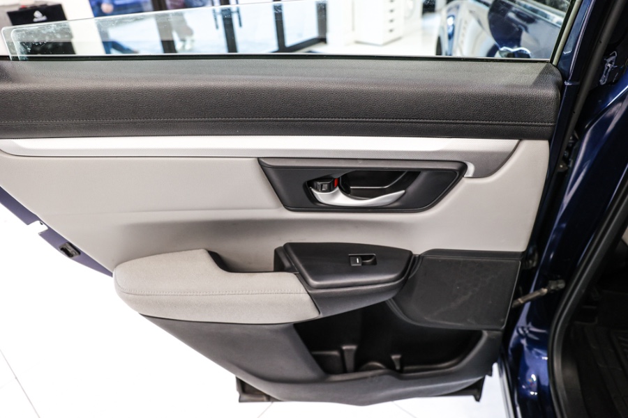 2018 Honda CR-V LX AWD, available for sale in ELMONT, New York | 26 Motors Long Island. ELMONT, New York 2018 Honda CR-V LX AWD, available for sale in ELMONT, New York | 26 Motors Long Island. ELMONT, New York