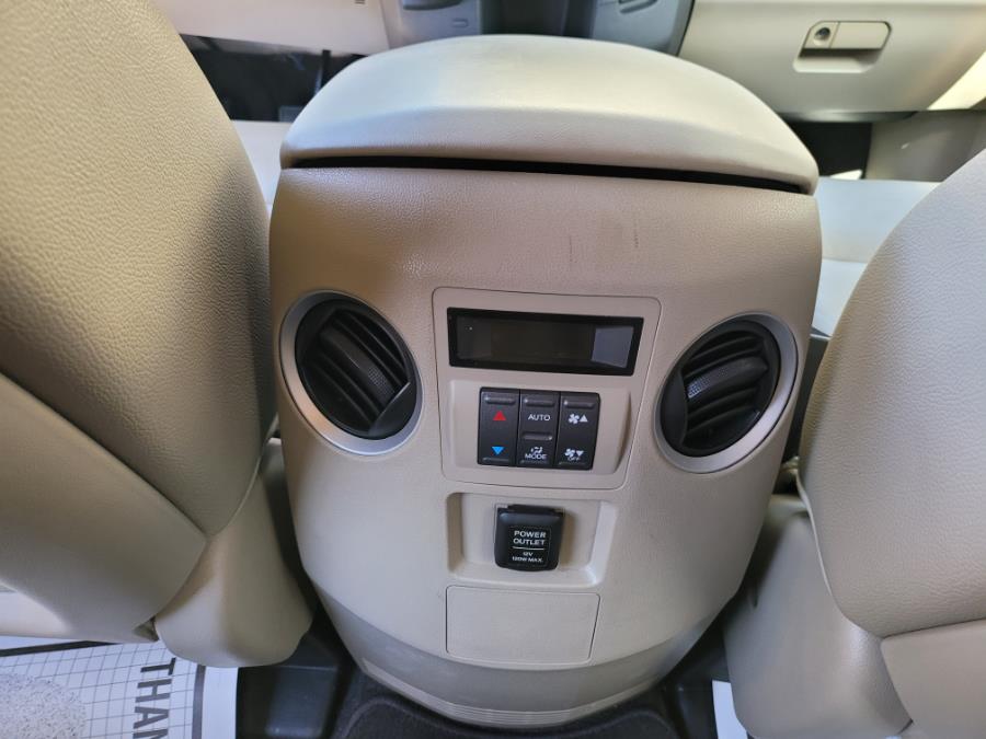 2012 Honda Pilot 4WD 4dr EX-L, available for sale in Irvington, New Jersey | Elis Motors Corp. Irvington, New Jersey 2012 Honda Pilot 4WD 4dr EX-L, available for sale in Irvington, New Jersey | Elis Motors Corp. Irvington, New Jersey