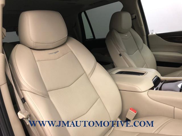 Used Cadillac Escalade 4WD 4dr Luxury Collection 2016 | J&M Automotive Sls&Svc LLC. Naugatuck, Connecticut Used Cadillac Escalade 4WD 4dr Luxury Collection 2016 | J&M Automotive Sls&Svc LLC. Naugatuck, Connecticut