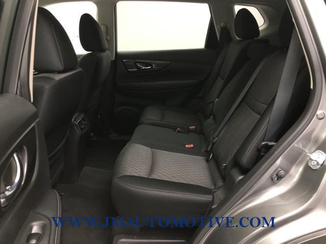 Used Nissan Rogue AWD S 2017 | J&M Automotive Sls&Svc LLC. Naugatuck, Connecticut Used Nissan Rogue AWD S 2017 | J&M Automotive Sls&Svc LLC. Naugatuck, Connecticut