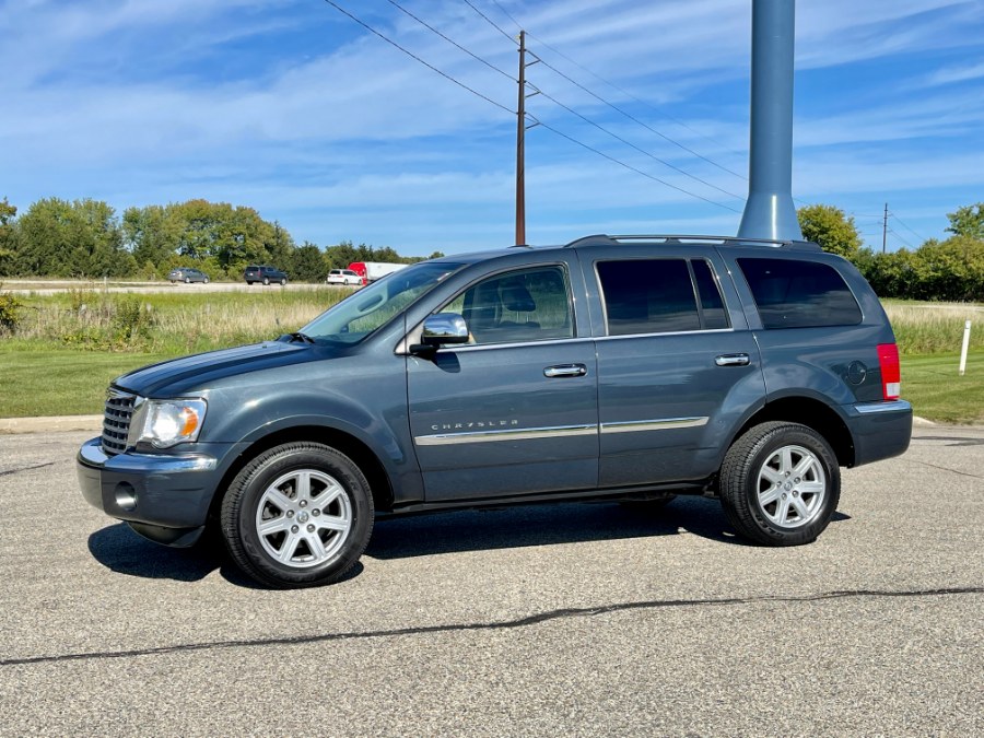 2007 Chrysler Aspen 4WD 4dr Limited, available for sale in Darien, Wisconsin | Geneva Motor Cars. Darien, Wisconsin 2007 Chrysler Aspen 4WD 4dr Limited, available for sale in Darien, Wisconsin | Geneva Motor Cars. Darien, Wisconsin