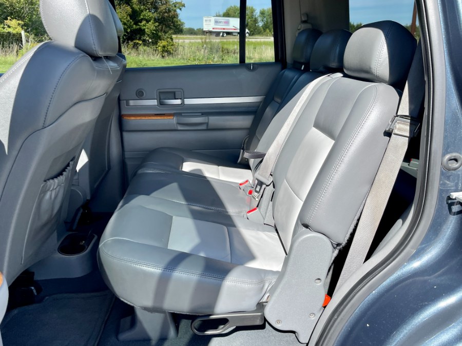 2007 Chrysler Aspen 4WD 4dr Limited, available for sale in Darien, Wisconsin | Geneva Motor Cars. Darien, Wisconsin 2007 Chrysler Aspen 4WD 4dr Limited, available for sale in Darien, Wisconsin | Geneva Motor Cars. Darien, Wisconsin