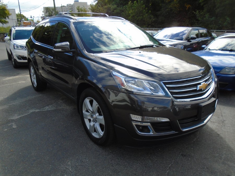2016 Chevrolet Traverse AWD 4dr LT w/1LT, available for sale in Waterbury, Connecticut | Jim Juliani Motors. Waterbury, Connecticut