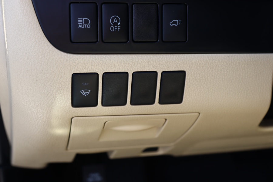 Used Toyota Highlander XLE V6 AWD (Natl) 2019 | Hillside Auto Mall Inc.. Jamaica, New York Used Toyota Highlander XLE V6 AWD (Natl) 2019 | Hillside Auto Mall Inc.. Jamaica, New York