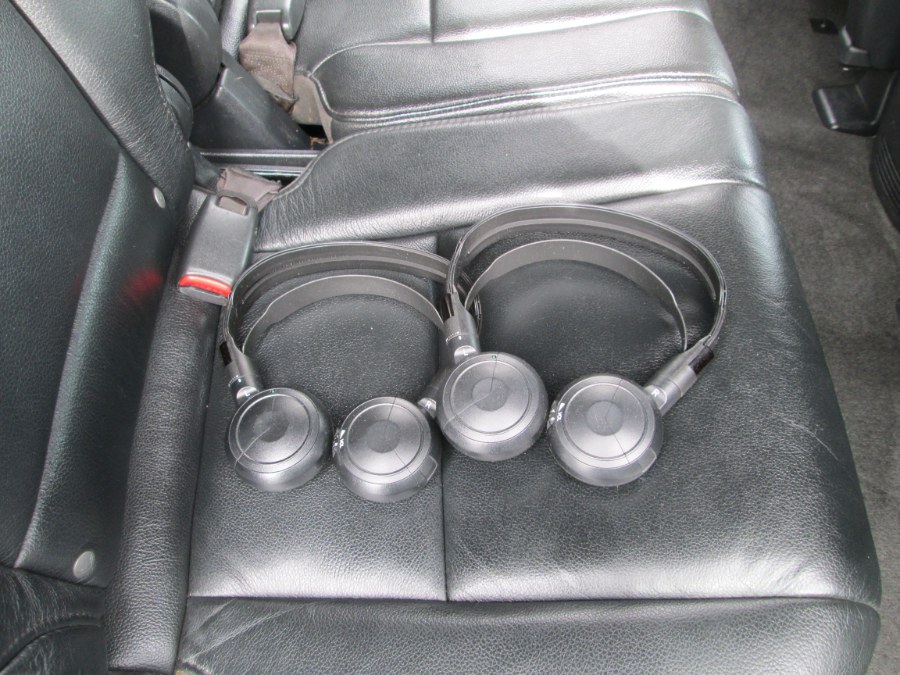 2013 Honda Pilot 4WD 4dr Touring w/RES & Navi, available for sale in Levittown, Pennsylvania | Levittown Auto. Levittown, Pennsylvania 2013 Honda Pilot 4WD 4dr Touring w/RES & Navi, available for sale in Levittown, Pennsylvania | Levittown Auto. Levittown, Pennsylvania
