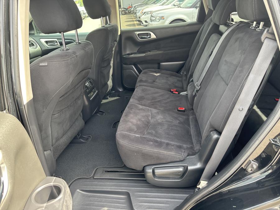 2013 Nissan Pathfinder 4WD 4dr S, available for sale in Little Ferry, New Jersey | Victoria Preowned Autos Inc. Little Ferry, New Jersey 2013 Nissan Pathfinder 4WD 4dr S, available for sale in Little Ferry, New Jersey | Victoria Preowned Autos Inc. Little Ferry, New Jersey