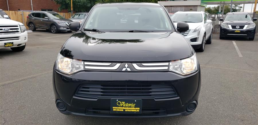 2014 Mitsubishi Outlander 2WD 4dr ES, available for sale in Little Ferry, New Jersey | Victoria Preowned Autos Inc. Little Ferry, New Jersey