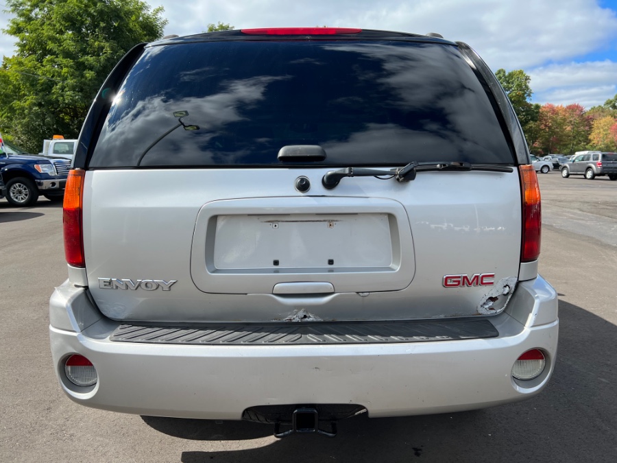 Used GMC Envoy 4dr 4WD SLT 2004 | Marsh Auto Sales LLC. Ortonville, Michigan Used GMC Envoy 4dr 4WD SLT 2004 | Marsh Auto Sales LLC. Ortonville, Michigan