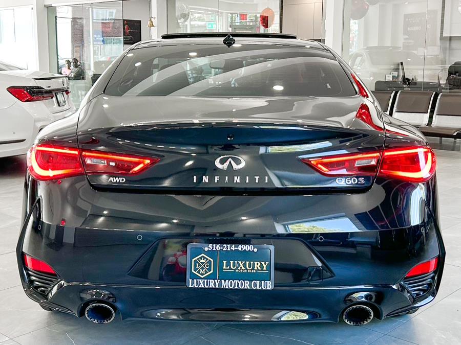 Used INFINITI Q60 Red Sport 400 AWD 2017 | Luxury Motor Club. Franklin Square, New York Used INFINITI Q60 Red Sport 400 AWD 2017 | Luxury Motor Club. Franklin Square, New York