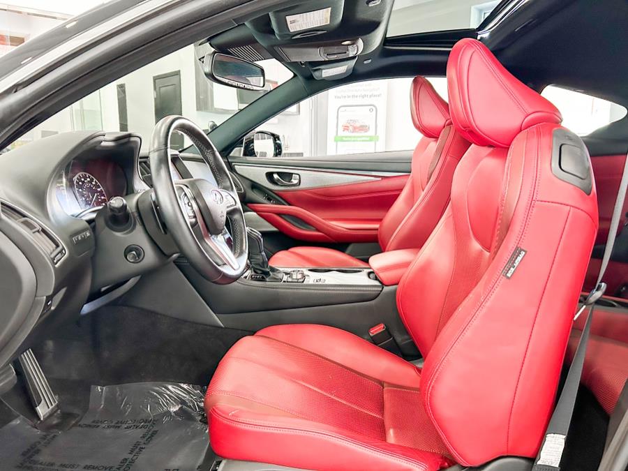 Used INFINITI Q60 Red Sport 400 AWD 2017 | Luxury Motor Club. Franklin Square, New York Used INFINITI Q60 Red Sport 400 AWD 2017 | Luxury Motor Club. Franklin Square, New York