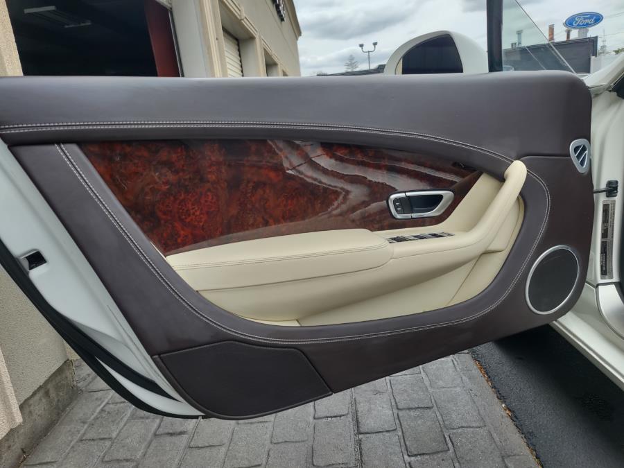2012 Bentley Continental GT 2dr Conv, available for sale in Wantagh, New York | Alpine Motors Inc. Wantagh, New York 2012 Bentley Continental GT 2dr Conv, available for sale in Wantagh, New York | Alpine Motors Inc. Wantagh, New York
