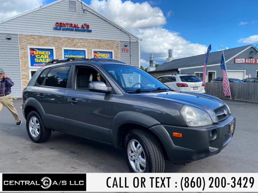 2008 Hyundai Tucson 4WD 4dr V6 Auto SE, available for sale in East Windsor, Connecticut | Central A/S LLC. East Windsor, Connecticut