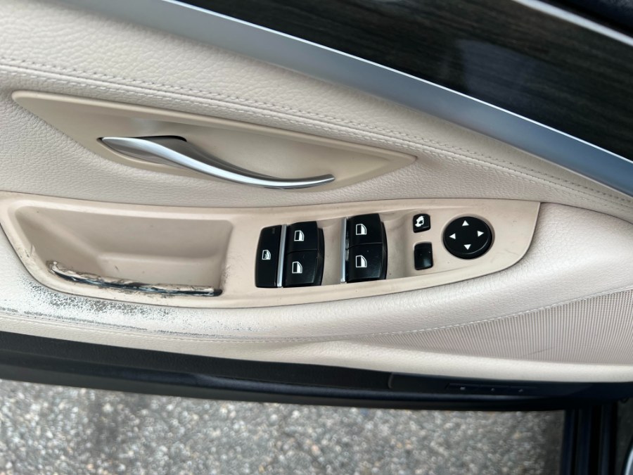 2012 BMW 5 Series 4dr Sdn 528i xDrive AWD, available for sale in Danbury, Connecticut | Safe Used Auto Sales LLC. Danbury, Connecticut 2012 BMW 5 Series 4dr Sdn 528i xDrive AWD, available for sale in Danbury, Connecticut | Safe Used Auto Sales LLC. Danbury, Connecticut