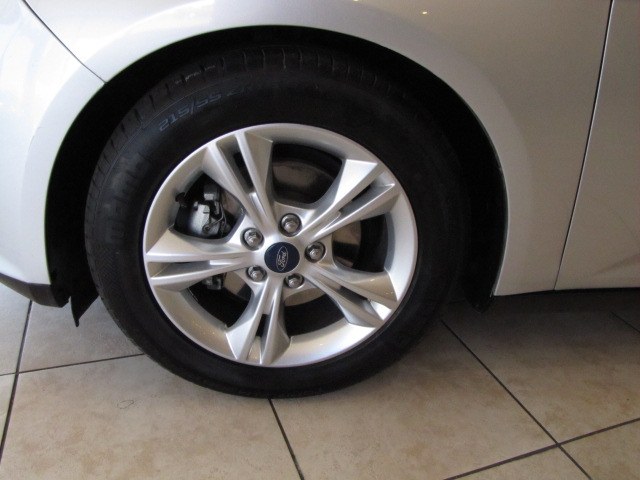 2014 Ford Focus 5dr HB SE, available for sale in Placentia, California | Auto Network Group Inc. Placentia, California 2014 Ford Focus 5dr HB SE, available for sale in Placentia, California | Auto Network Group Inc. Placentia, California