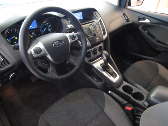 2014 Ford Focus 5dr HB SE, available for sale in Placentia, California | Auto Network Group Inc. Placentia, California 2014 Ford Focus 5dr HB SE, available for sale in Placentia, California | Auto Network Group Inc. Placentia, California