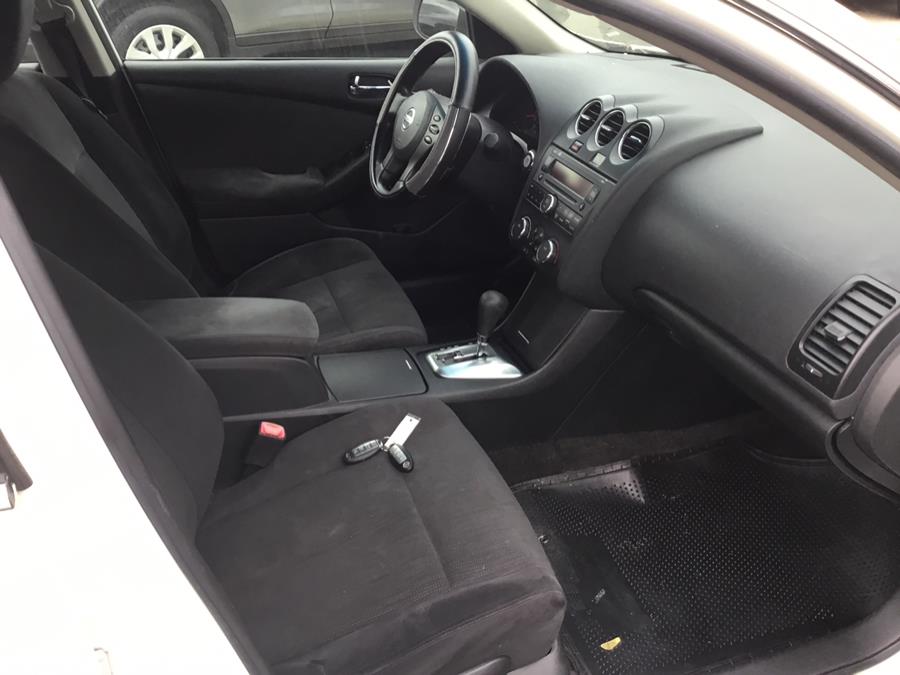 Used Nissan Altima 2.5 S 4 doors 2011 | Liberty Motors. Manchester, Connecticut Used Nissan Altima 2.5 S 4 doors 2011 | Liberty Motors. Manchester, Connecticut