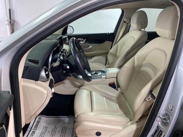 Used Mercedes-benz Glc GLC 300 2019 | Queens Auto Mall. Richmond Hill, New York Used Mercedes-benz Glc GLC 300 2019 | Queens Auto Mall. Richmond Hill, New York